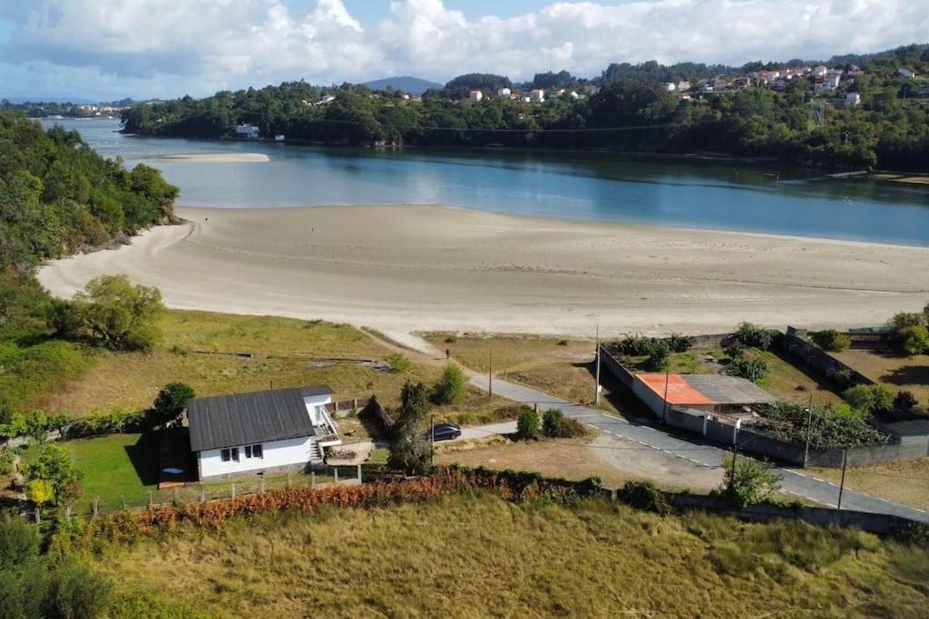 O Pedrido Beach House Bergondo Екстериор снимка